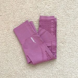 Gymshark Energy+Seamless Cropped Leggings • Pink